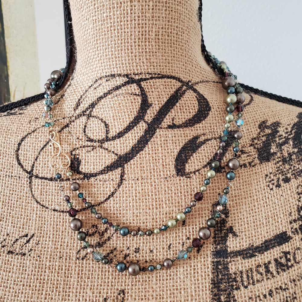 Holly Yashi Chic Multicolor Beaded Necklace - Picture 3 of 4